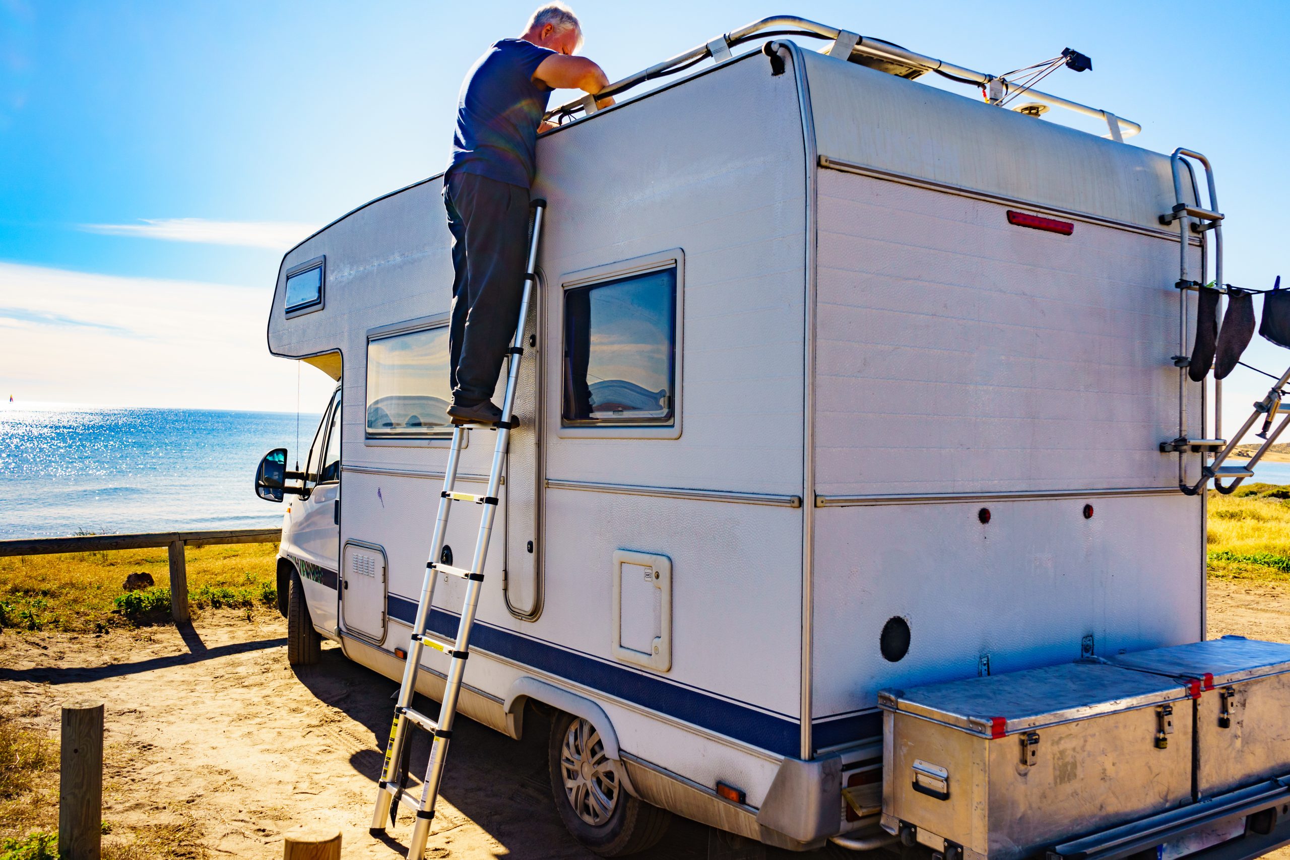 Scuff and Paint Scratch Removal Tips for Your RV